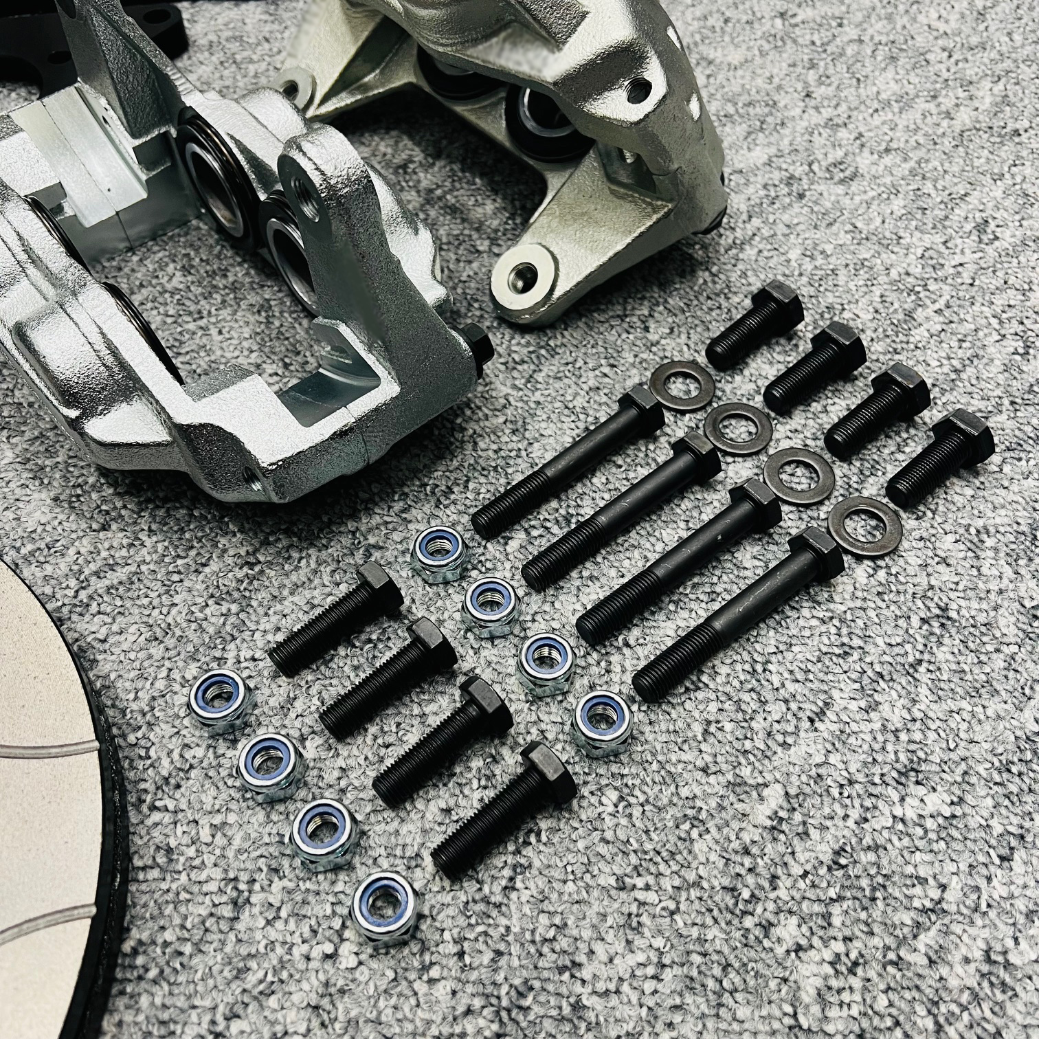 4-kolviga pidurikomplekt - Image 9